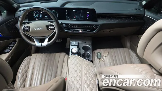 Kia K8 Hybrid — Фото автомобиля 10
