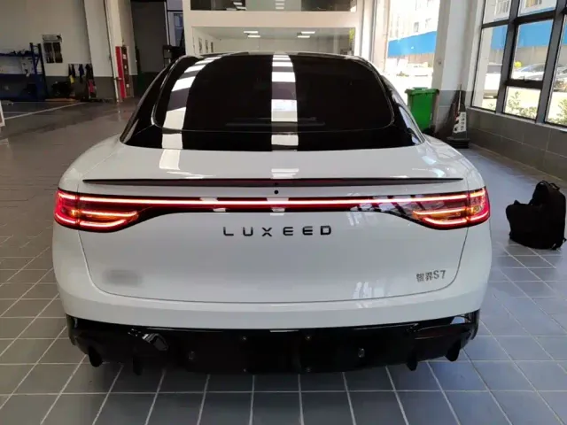 Luxeed S7 — Фото автомобиля 5