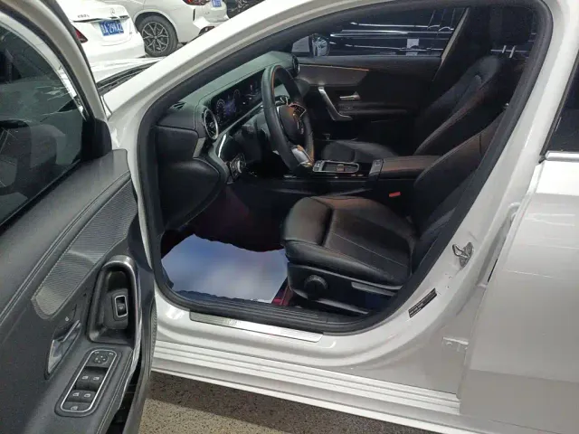 Mercedes-Benz A-Class — Фото автомобиля 9