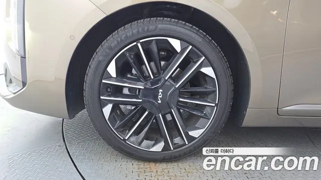 Kia K8 K8 (New) Hybrid — Фото автомобиля 5