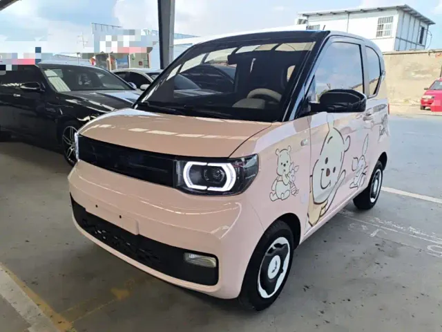 Фотография автомобиля — Wuling Hongguang Mini EV