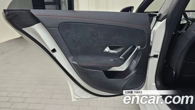 Mercedes-Benz CLA-Class — Фото автомобиля 25