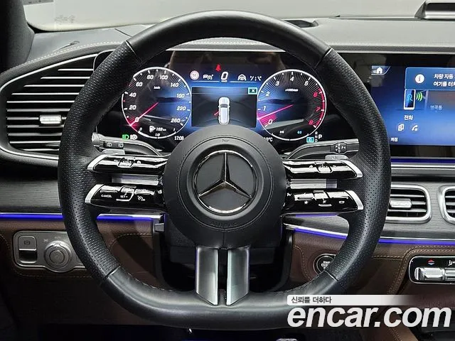 Mercedes-Benz GLS-Class — Фото автомобиля 11