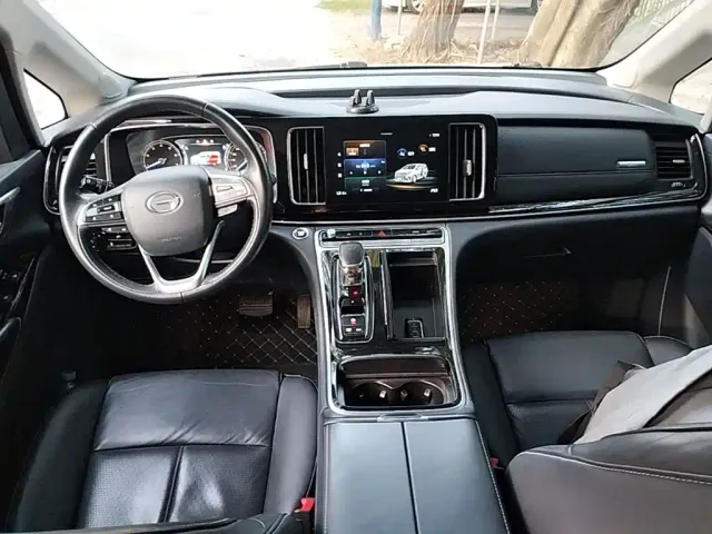 GAC Trumpchi M8 — Фото автомобиля 9