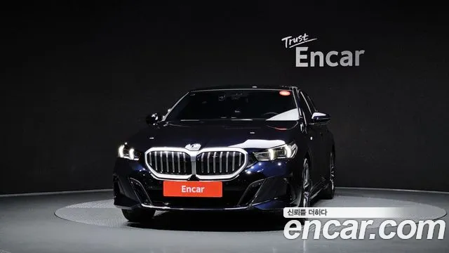 BMW 5-Series — Фото автомобиля 2