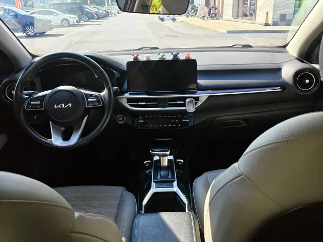 Kia K3 — Фото автомобиля 5