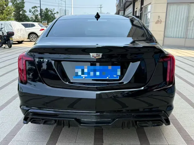 Cadillac CT5 — Фото автомобиля 11