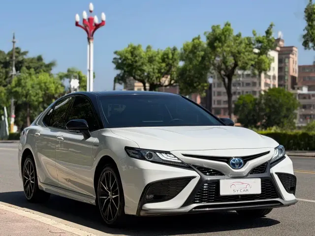 Toyota Camry — Фото автомобиля 3