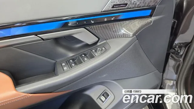 BMW 5 Series G60 — Фото автомобиля 30