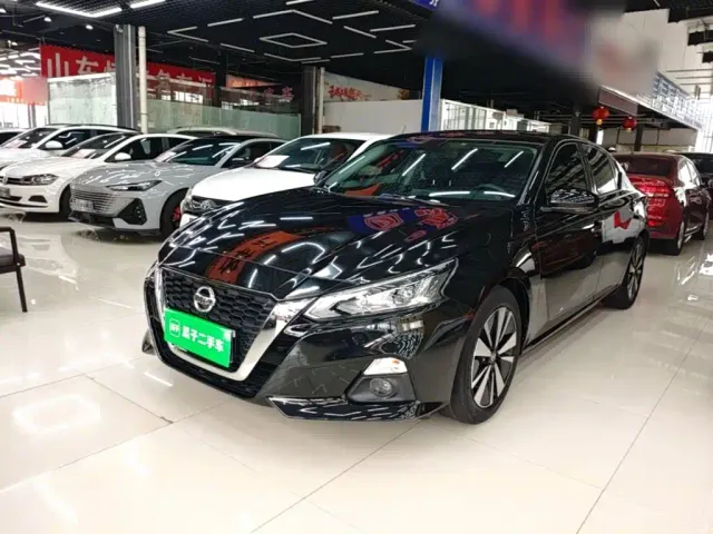 Фотография автомобиля — Nissan Teana
