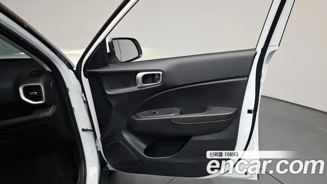 Hyundai Venue Venue 1.6 Premium — Фото автомобиля 24