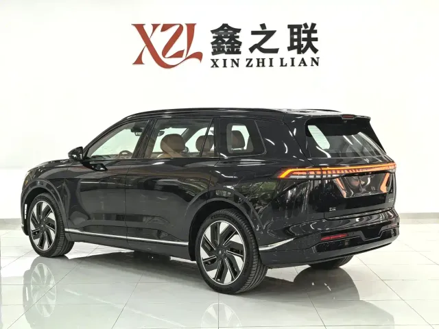 Dongfeng eπ 008 — Фото автомобиля 3