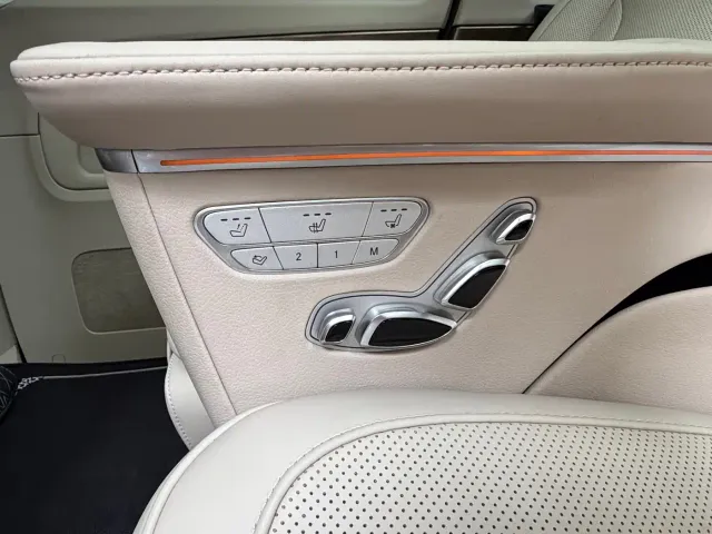 Mercedes-Benz V-Class — Фото автомобиля 12