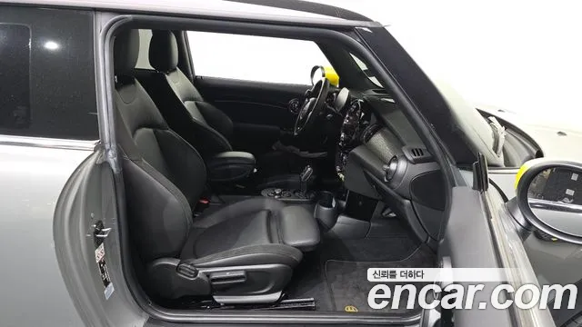 MINI Cooper Cooper Electric — Фото автомобиля 11