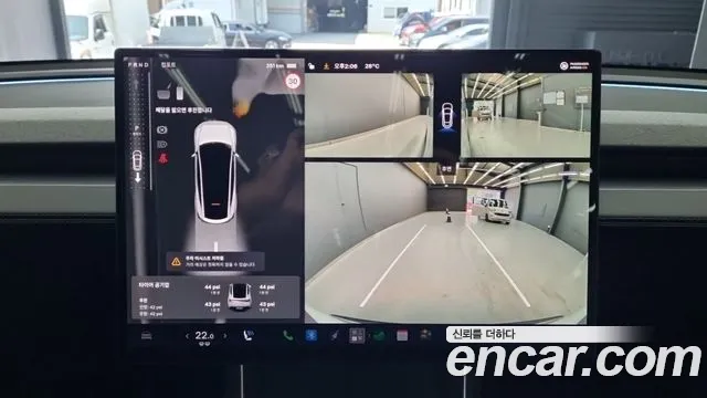 Tesla Model Y — Фото автомобиля 13