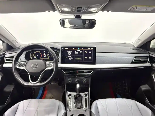 Volkswagen Lavida — Фото автомобиля 9