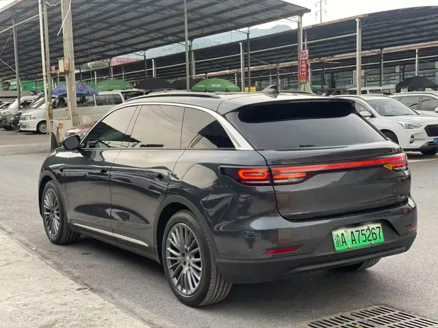 Leapmotor C11 — Фото автомобиля 7
