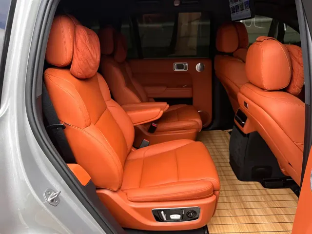Li Auto L9 — Фото автомобиля 16
