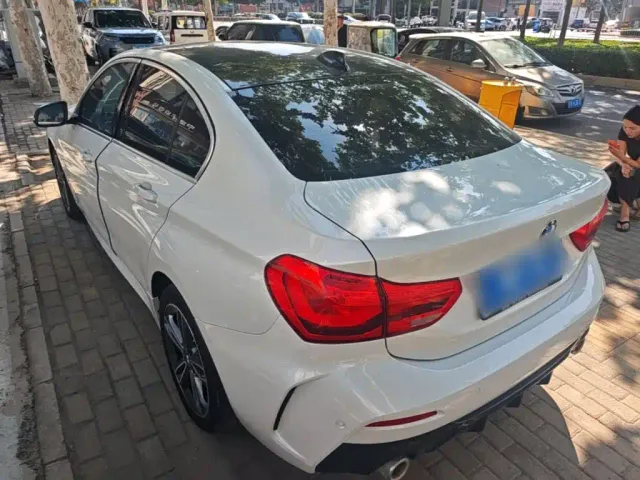BMW 1 Series — Фото автомобиля 4
