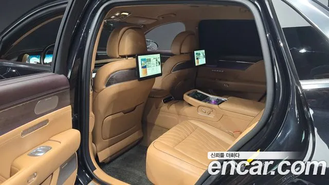 Genesis G90 Бензин 3.5 турбо AWD — Фото автомобиля 9