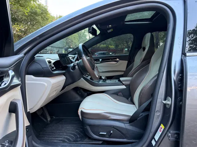 BYD Qin PLUS — Фото автомобиля 4