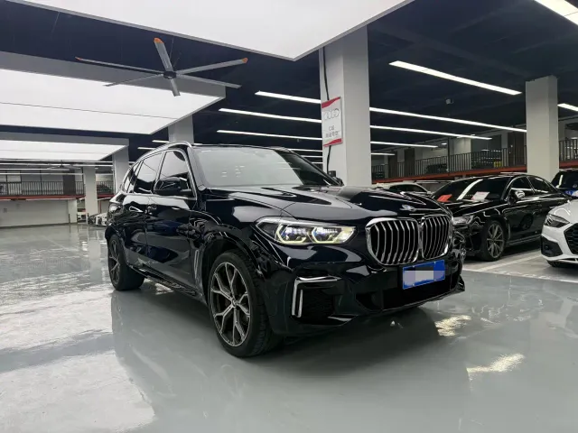 BMW X5 — Фото автомобиля 3