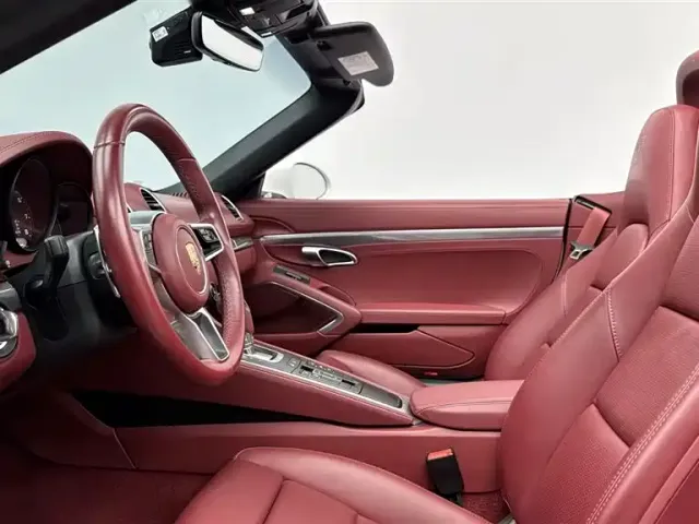 Porsche 718 — Фото автомобиля 11