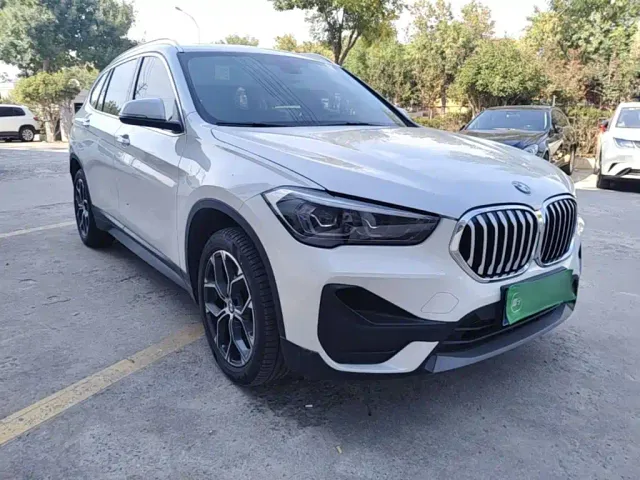 BMW X1 — Фото автомобиля 3