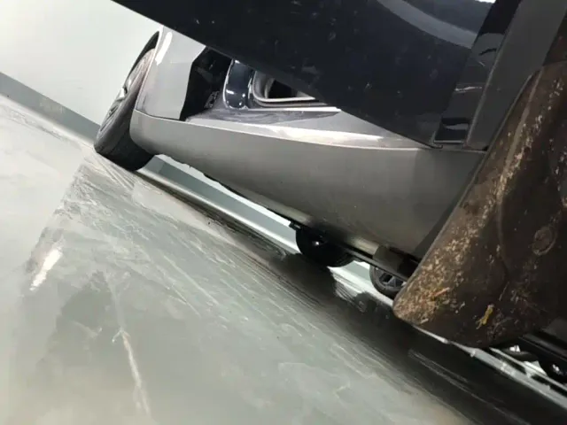 Tesla Model Y — Фото автомобиля 20