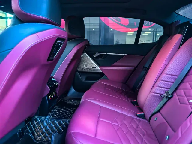 BMW 5 Series — Фото автомобиля 5