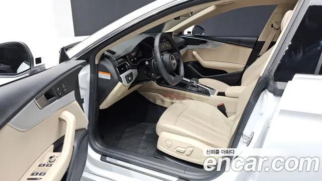 Audi A5 — Фото автомобиля 11
