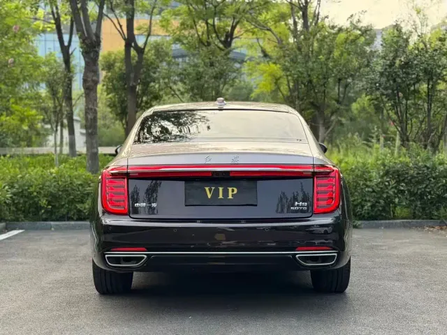 Hongqi H9 — Фото автомобиля 6