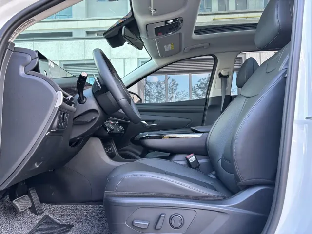 Hyundai Tucson — Фото автомобиля 7