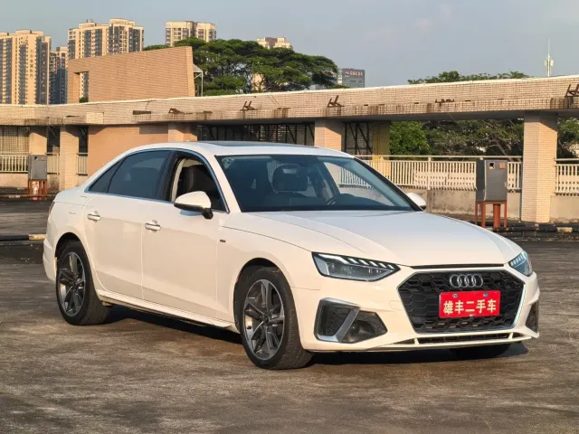Audi A4L — Фото автомобиля 3