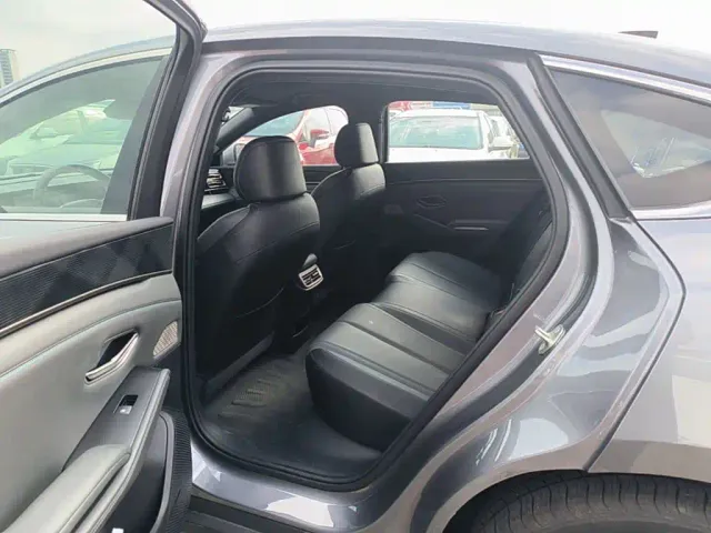 BYD Qin L — Фото автомобиля 16