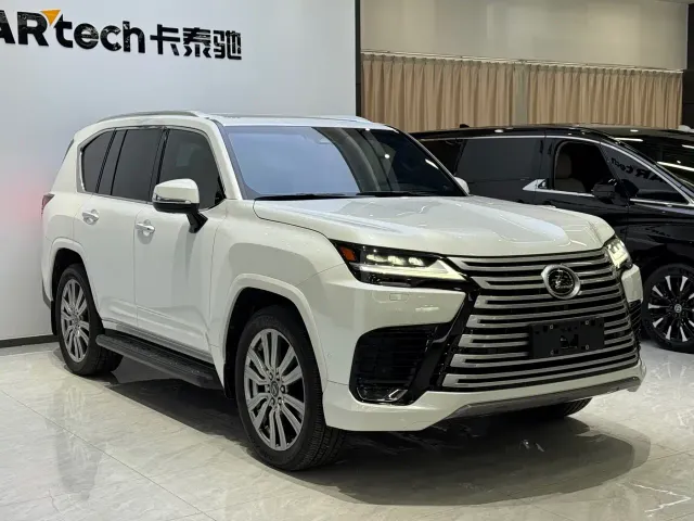 Lexus LX — Фото автомобиля 3