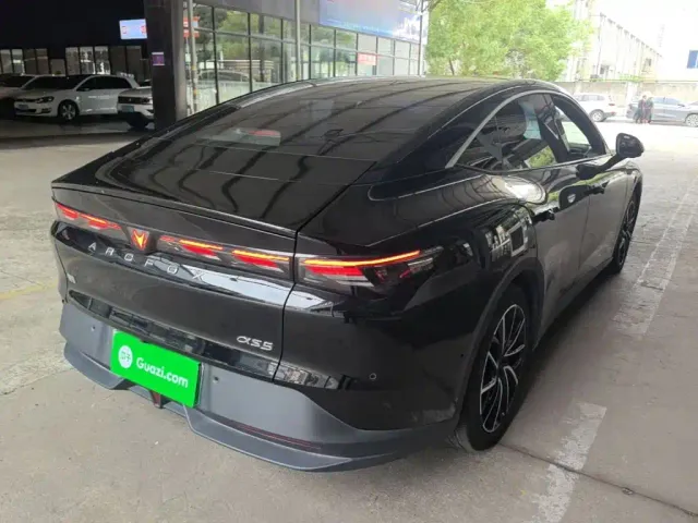 Arcfox Alpha S5 — Фото автомобиля 6