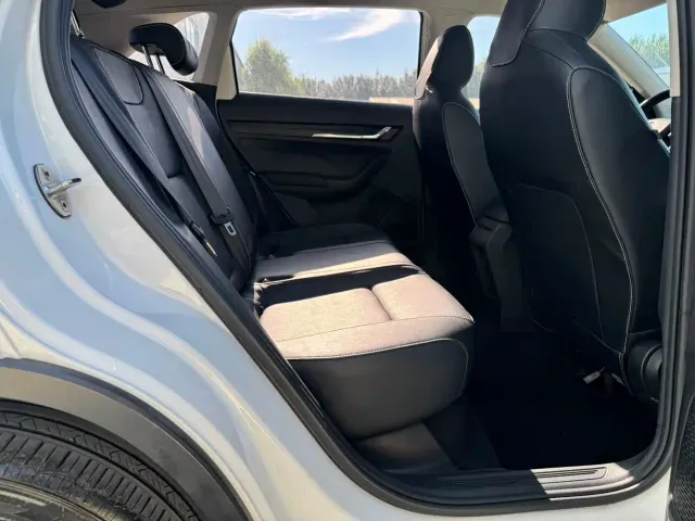 Škoda Kamiq 2022 1.5L Automatic Comfort Edition — Фото автомобиля 21