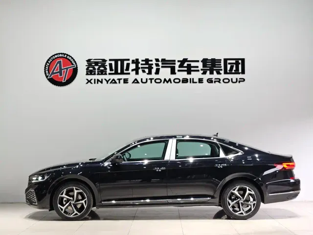 Volkswagen Passat — Фото автомобиля 4