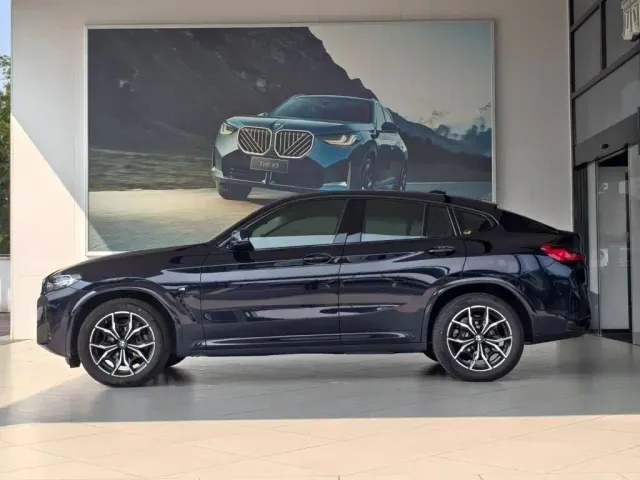 BMW X4 — Фото автомобиля 3