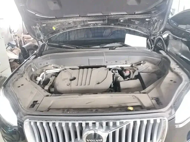 Volvo XC90 — Фото автомобиля 19