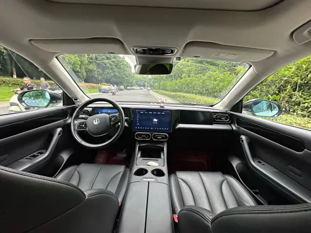 Leapmotor C11 — Фото автомобиля 10