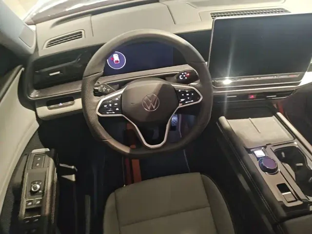 Volkswagen Teramont — Фото автомобиля 6