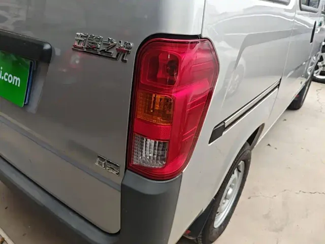 Wuling Zhiguang — Фото автомобиля 7