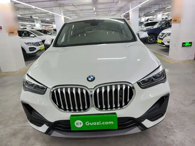 BMW X1 — Фото автомобиля 2