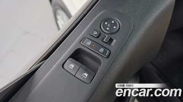 Hyundai Staria Staria L3.5 Tourer 11 мест — Фото автомобиля 12