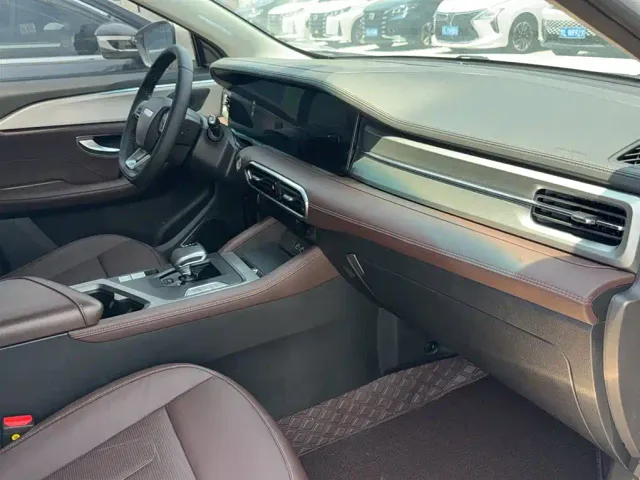 Jetour X90 Plus — Фото автомобиля 6