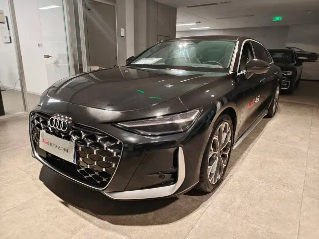 Фотография автомобиля — Audi A6L
