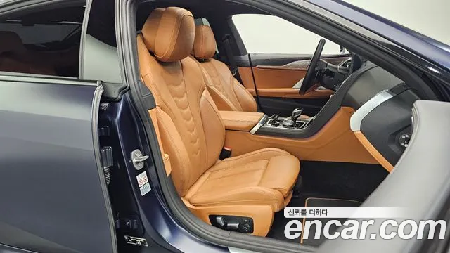 BMW 8-Series — Фото автомобиля 22