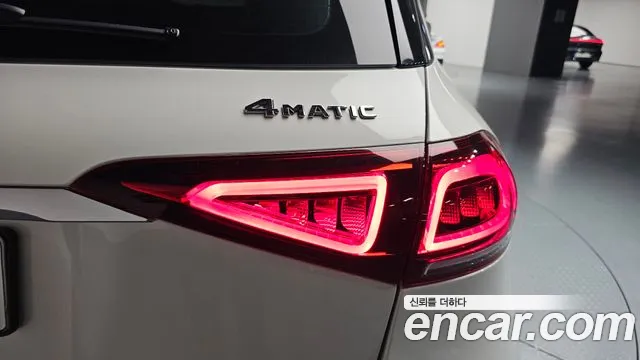 Mercedes-Benz GLE-Class — Фото автомобиля 17